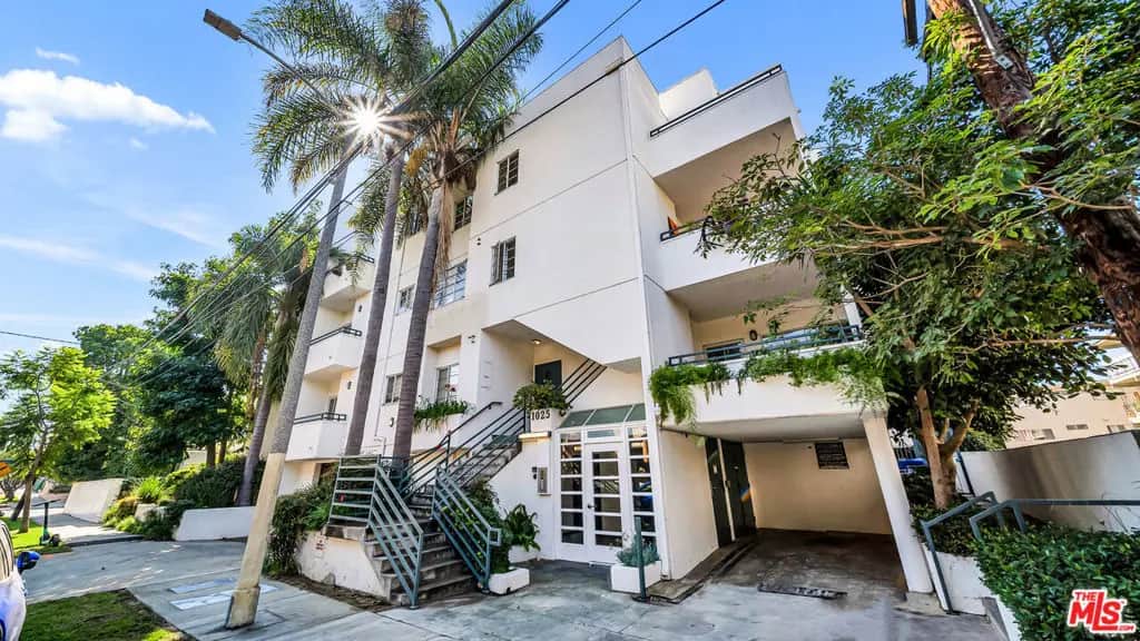 1025 S Westgate Avenue 302, Los Angeles, CA — listing photo 1