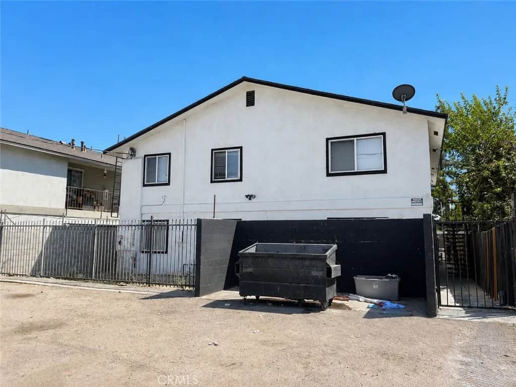 1316 E California, Bakersfield, CA — listing photo 1