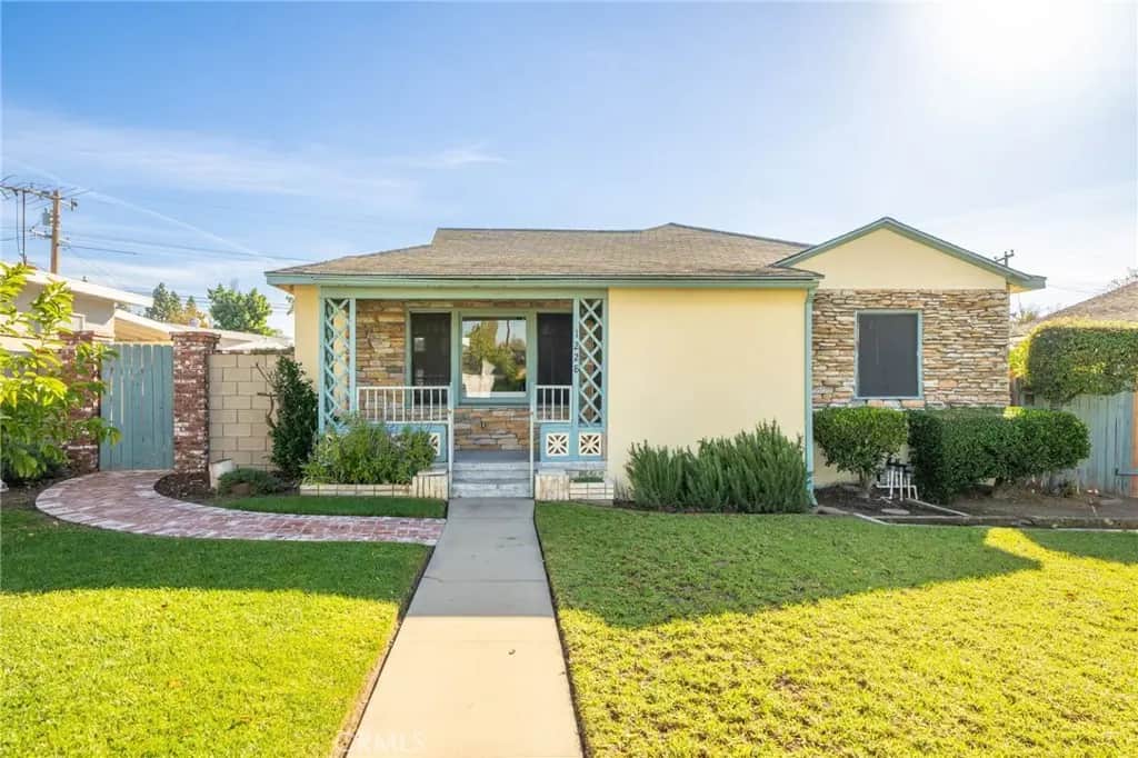 1228 N 3rd Avenue, Upland, CA — listing photo 1