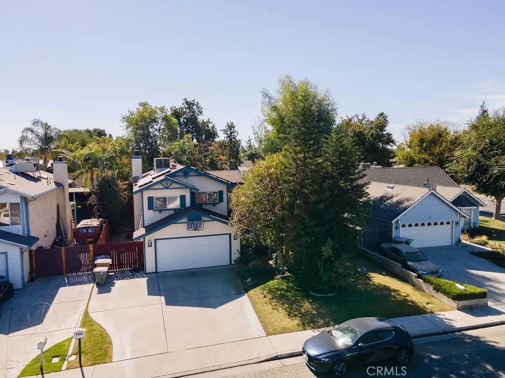 7805 Kandarian Way, Bakersfield, CA — listing photo 1