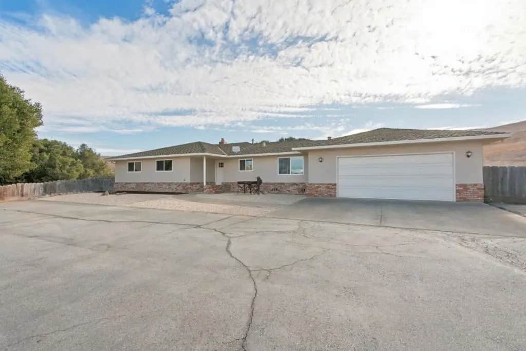 3171 Union Road, Hollister, CA — listing photo 1