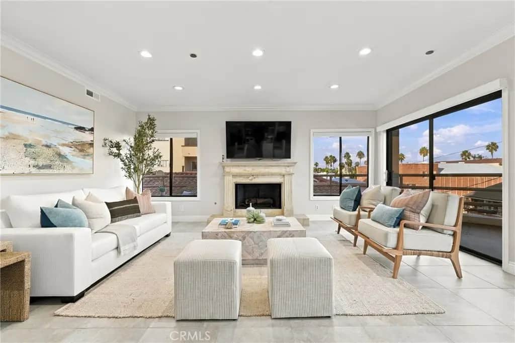 512 Esplanade, Redondo Beach, CA — listing photo 1