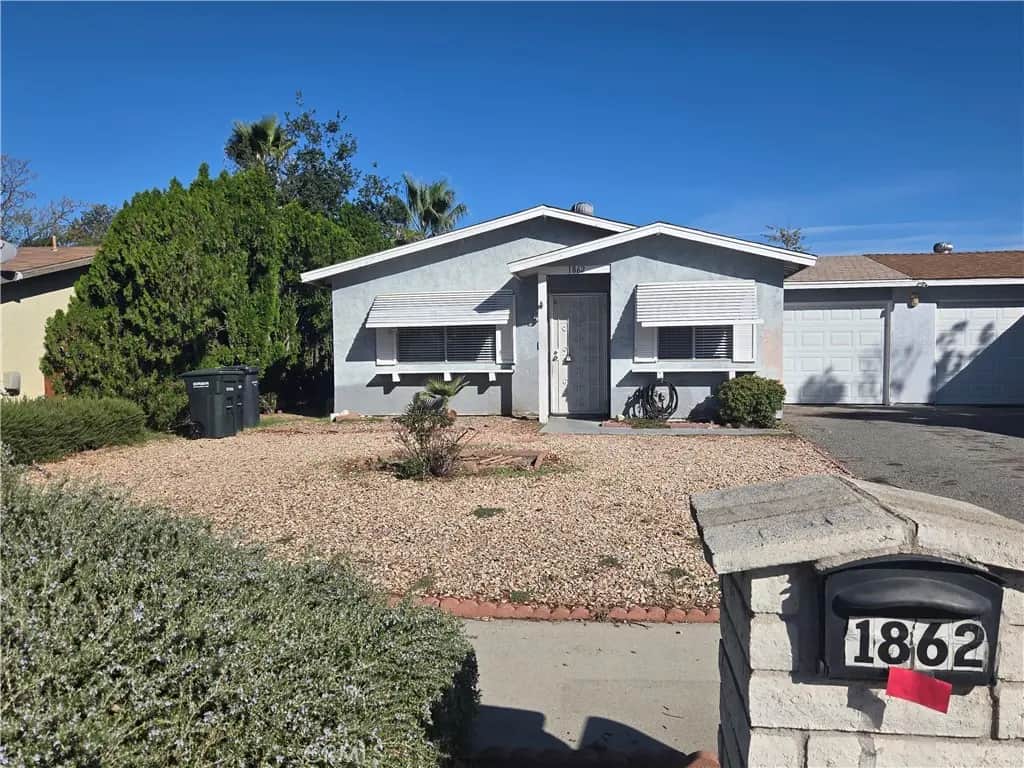 1862 Calle Diablo, Hemet, CA — listing photo 1