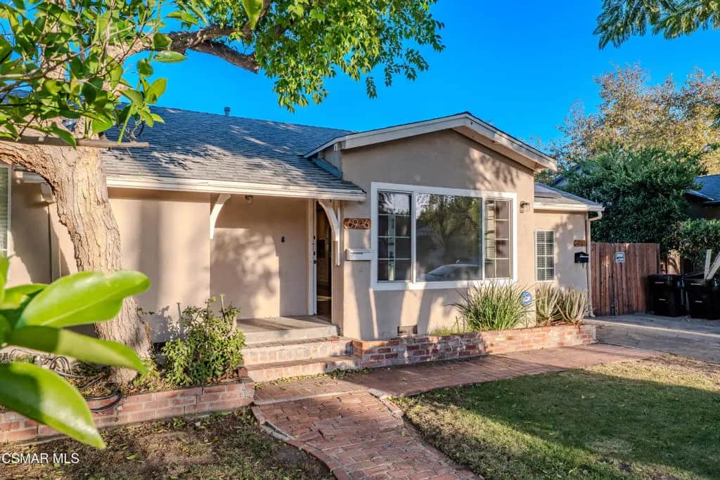6946 Texhoma Avenue, Lake Balboa, CA — listing photo 1