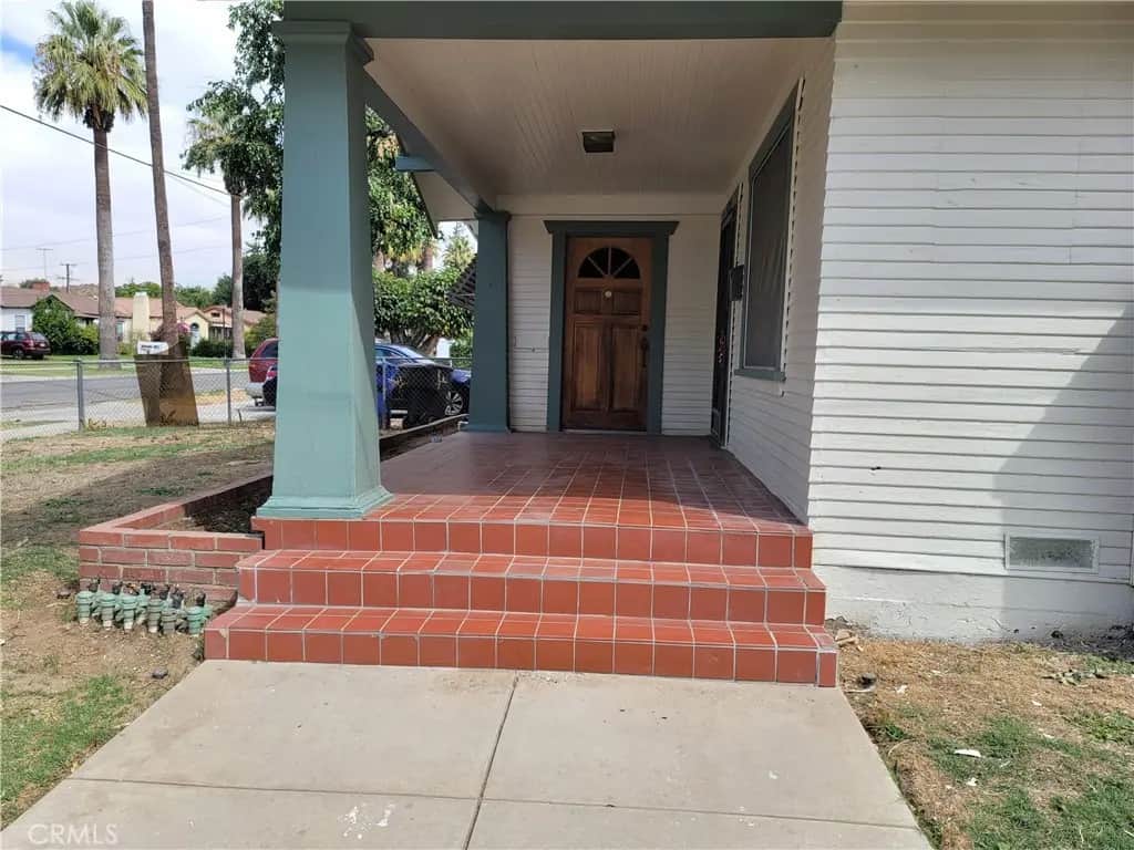 3294 Brockton, Riverside, CA — listing photo 1