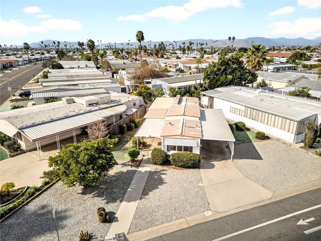 893 S Palm, Hemet, CA — listing photo 1
