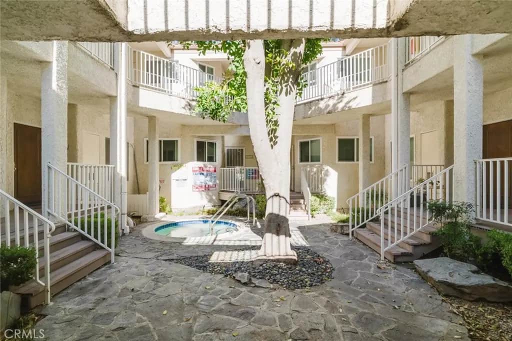 3330 Darby Street 305, Simi Valley, CA — listing photo 1