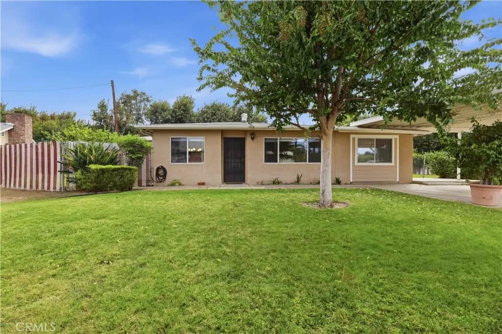 5650 Topeka Drive A, Tarzana, CA — listing photo 1