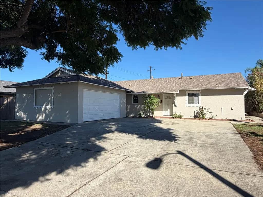 1207 Selkirk, Pomona, CA — listing photo 1
