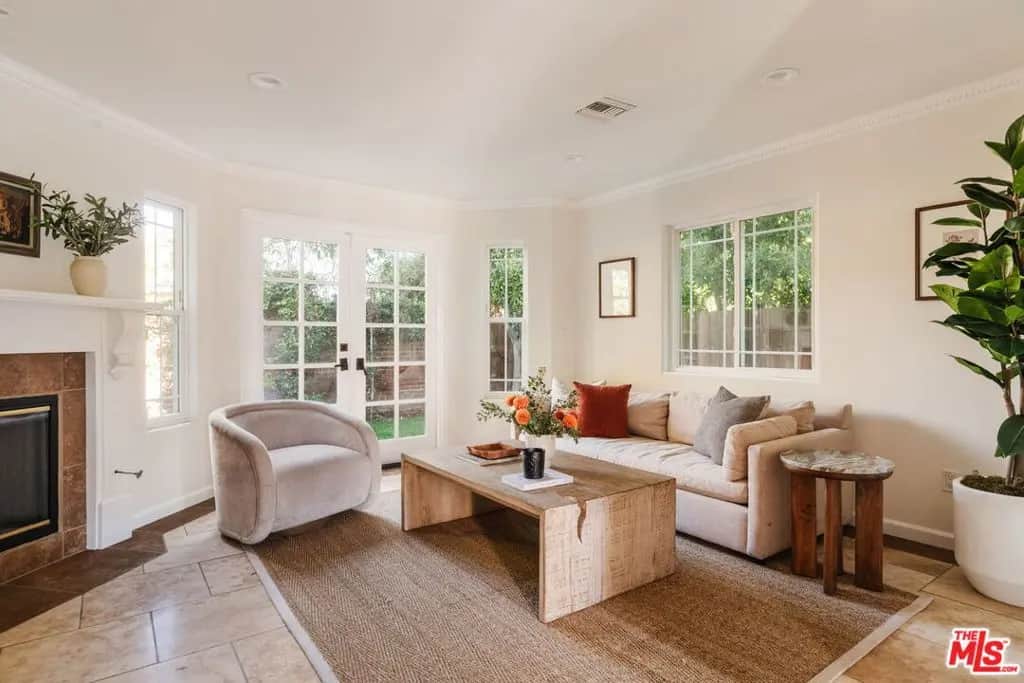 12171 Tiara Street, Valley Village, CA — listing photo 1