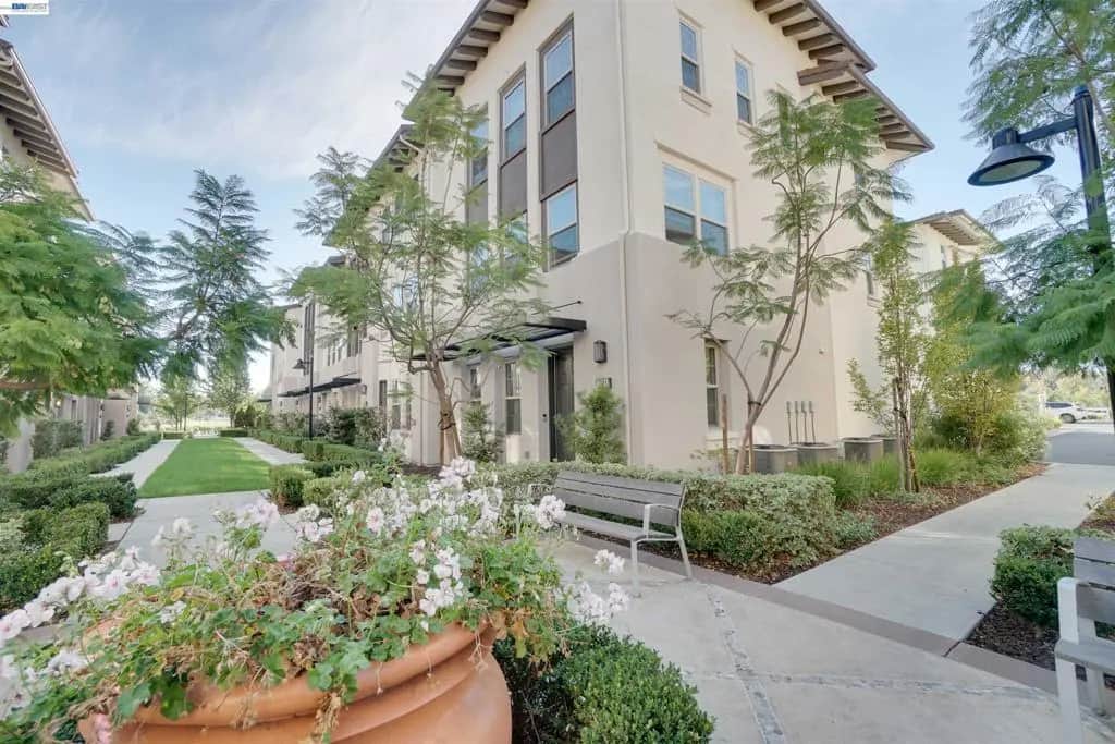 1061 Harebell Pl, San Jose, CA — listing photo 1