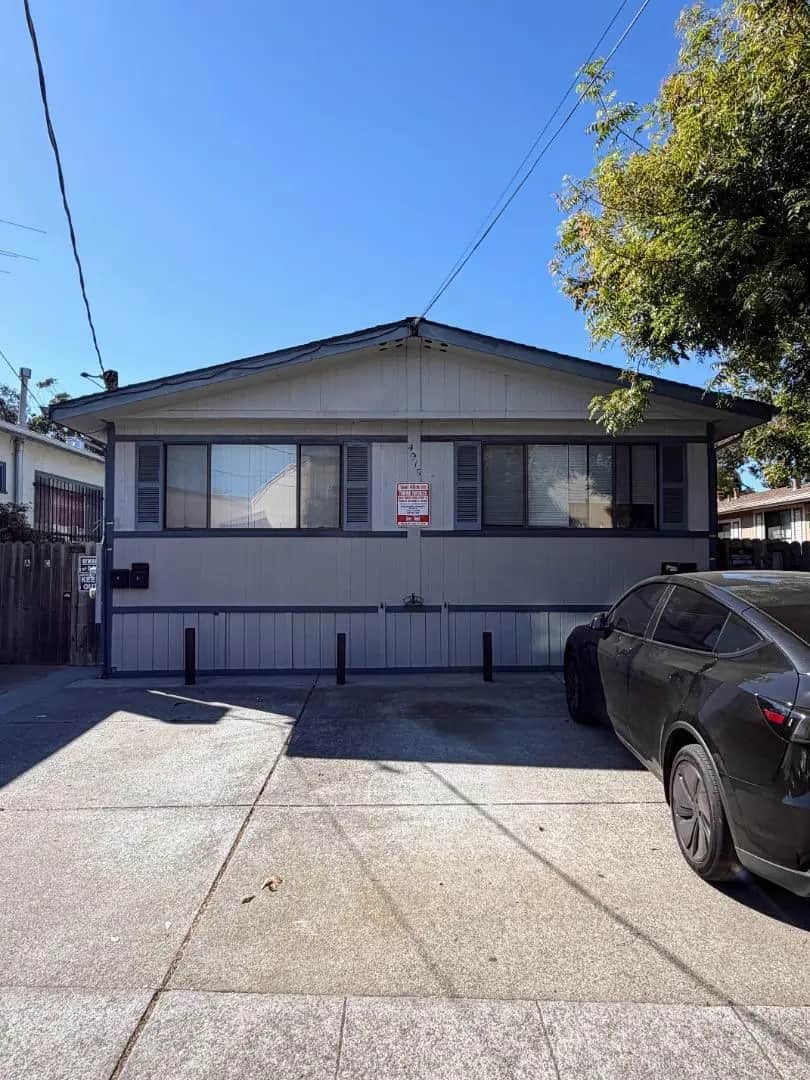 4915 Shattuck Avenue, Oakland, CA — listing photo 1