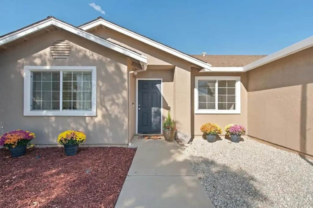 985 Vista De Soledad, Soledad, CA — listing photo 1