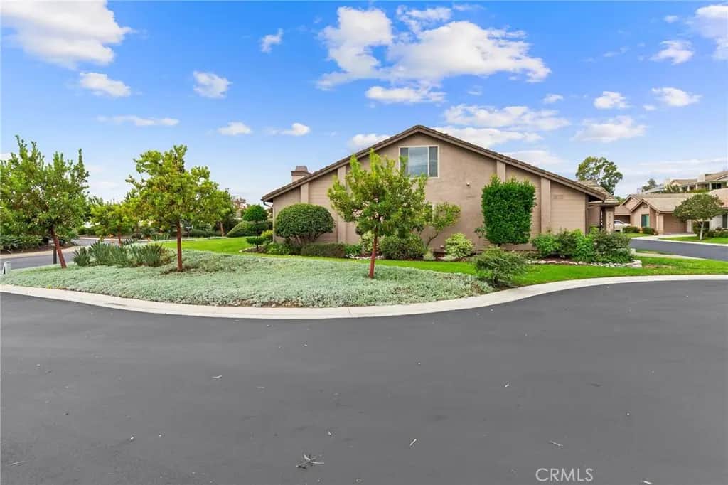 28501 Barbosa, Mission Viejo, CA — listing photo 1