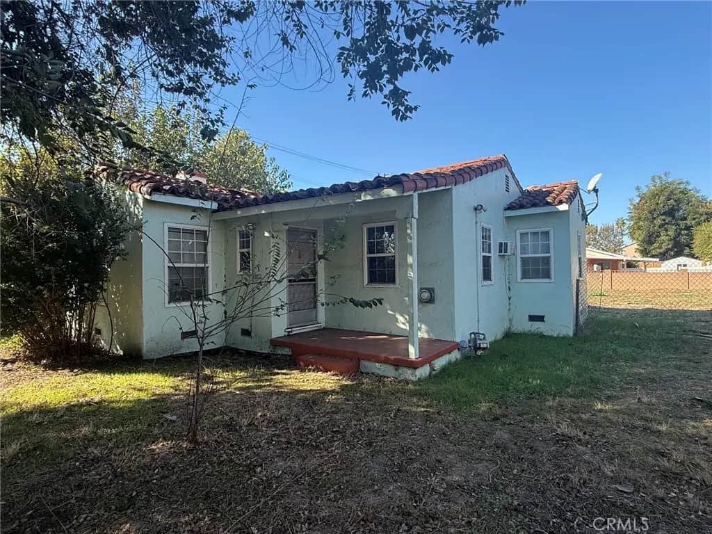6509 Haskell, Lake Balboa, CA — listing photo 1