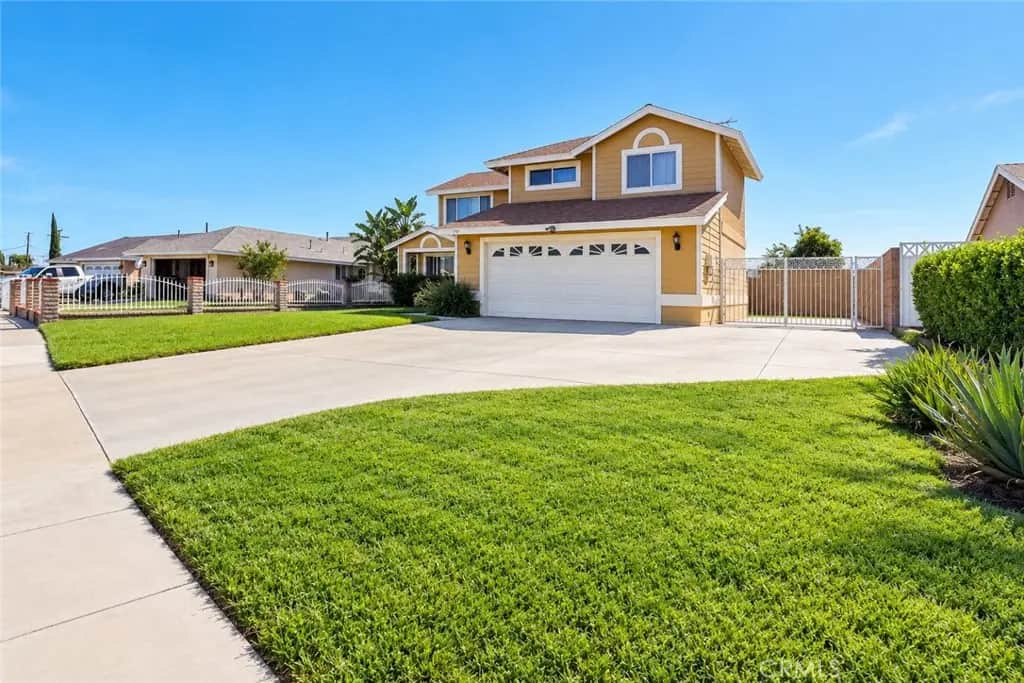1921 W Poplar Street, San Bernardino, CA — listing photo 1