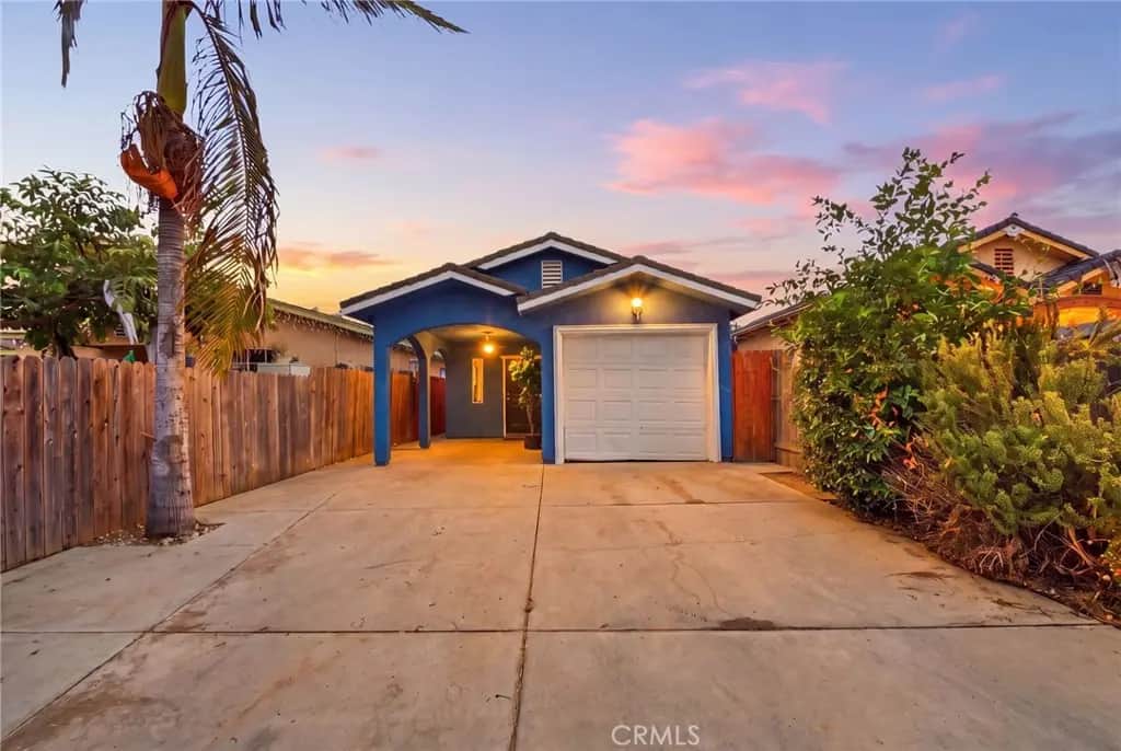 2407 E 109th, Los Angeles, CA — listing photo 1