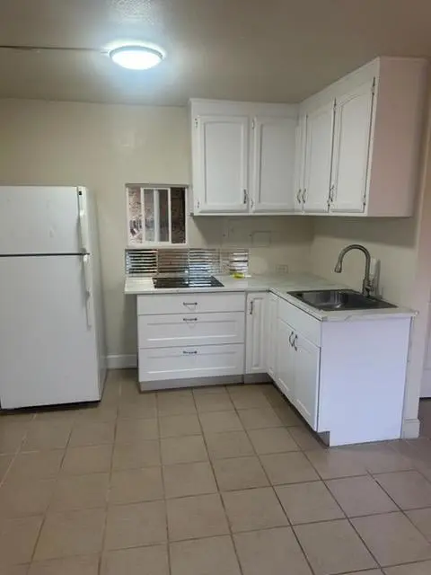 5009 Inland Avenue, Modesto, CA — listing photo 1