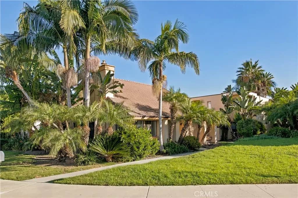 128 Avenida Las Brisas, Oceanside, CA — listing photo 1
