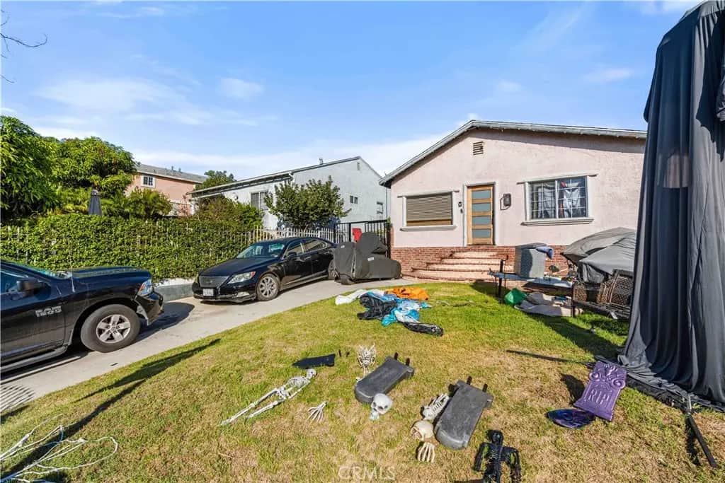 11224 S Budlong, Los Angeles, CA — listing photo 1