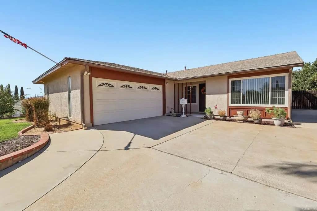 1426 Manzanita Avenue, Escondido, CA — listing photo 1