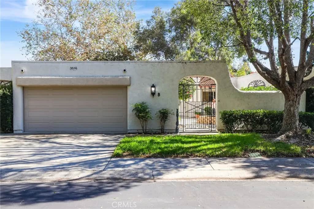 3516 Bahia Blanca W B, Laguna Woods, CA — listing photo 1