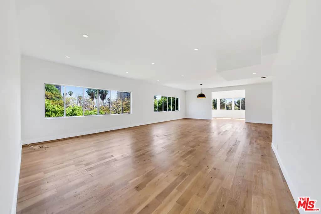 339 N Oakhurst Drive 501, Beverly Hills, CA — listing photo 1