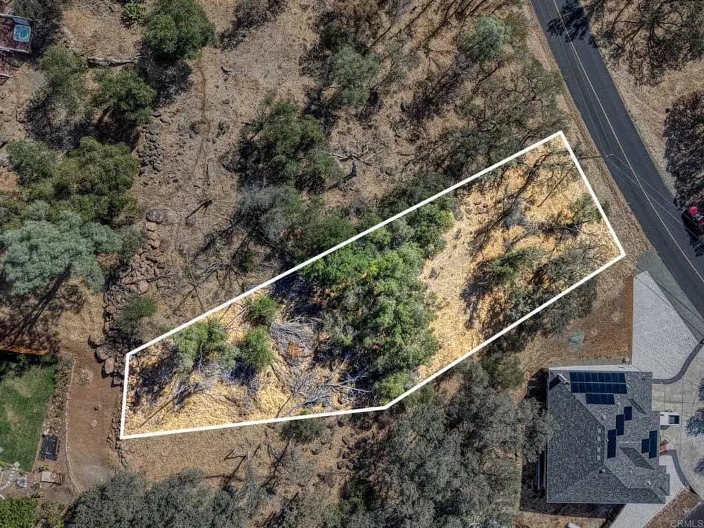 19744 Powder Horn Road, Hidden Valley Lake, CA — listing photo 1