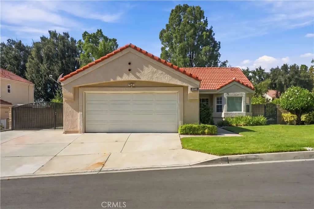 2341 Palermo Alley, Upland, CA — listing photo 1