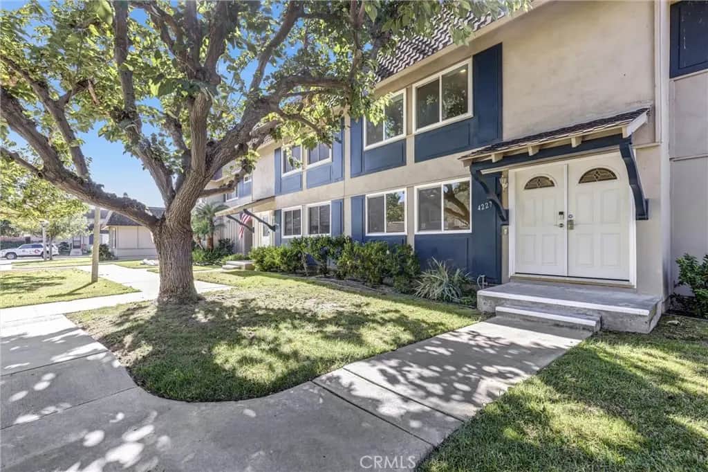 4227 Larwin Avenue, Cypress, CA — listing photo 1