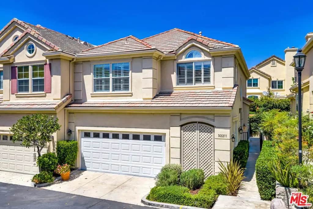32211 Shoreview Drive 12, Westlake Village, CA — listing photo 1