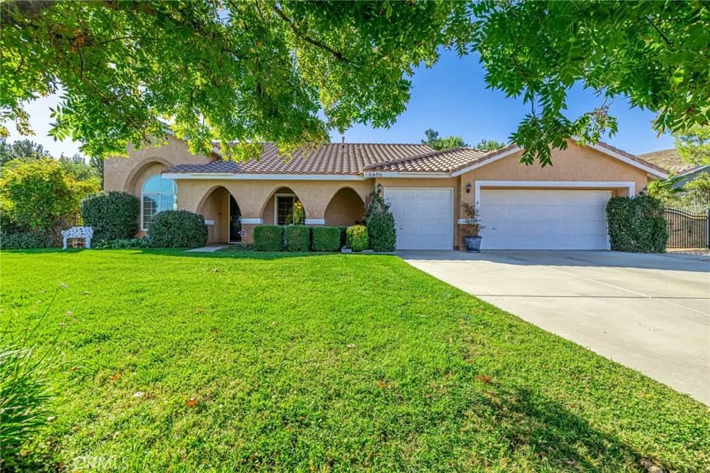 5806 Avenida Esplendida, Palmdale, CA — listing photo 1