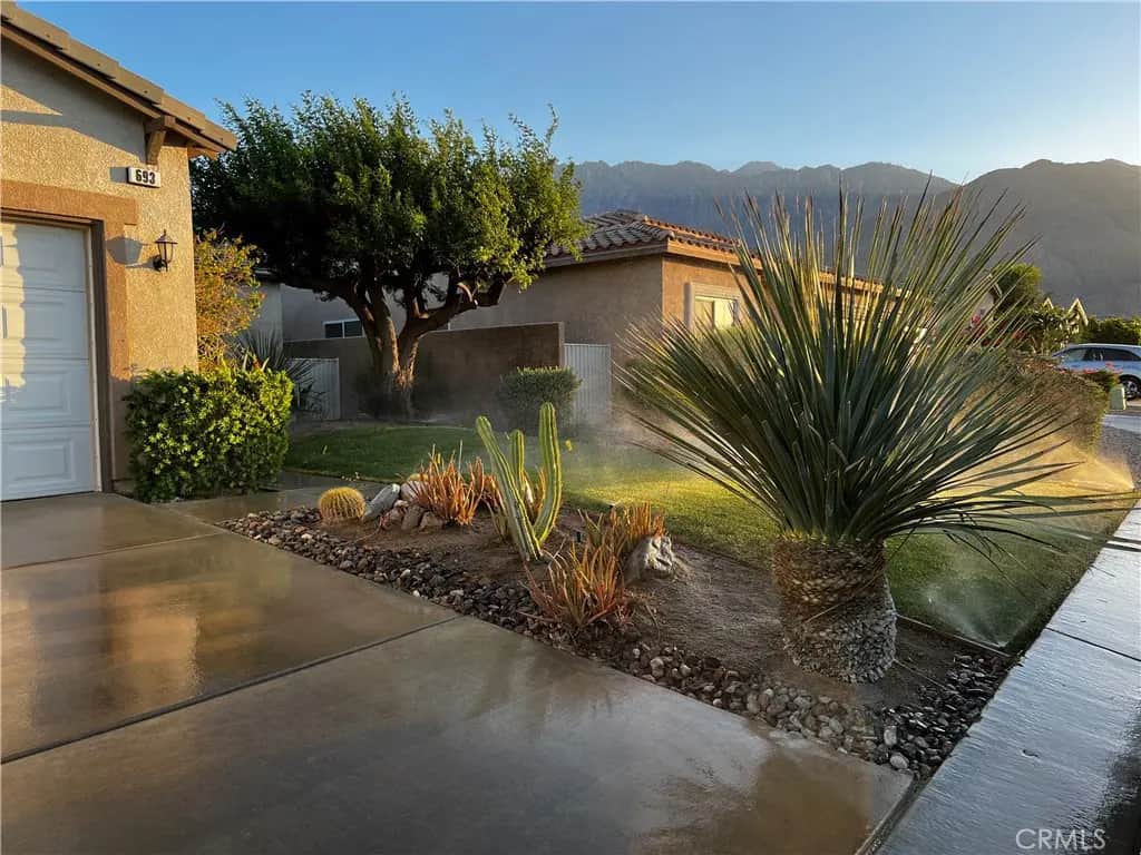 693 Mira Grande, Palm Springs, CA — listing photo 1