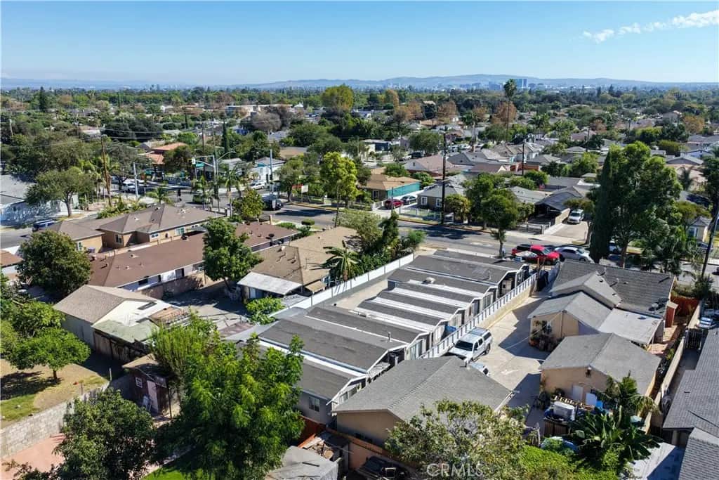 1113 W Mcfadden, Santa Ana, CA — listing photo 1