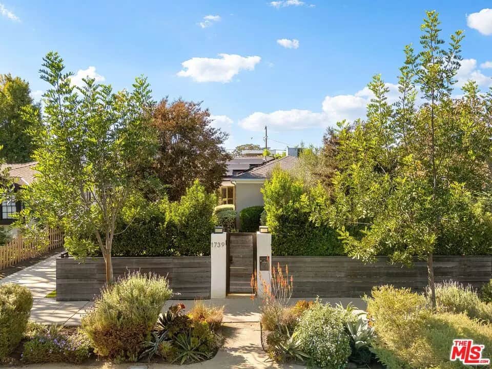 1739 S Holt Avenue, Los Angeles, CA — listing photo 1