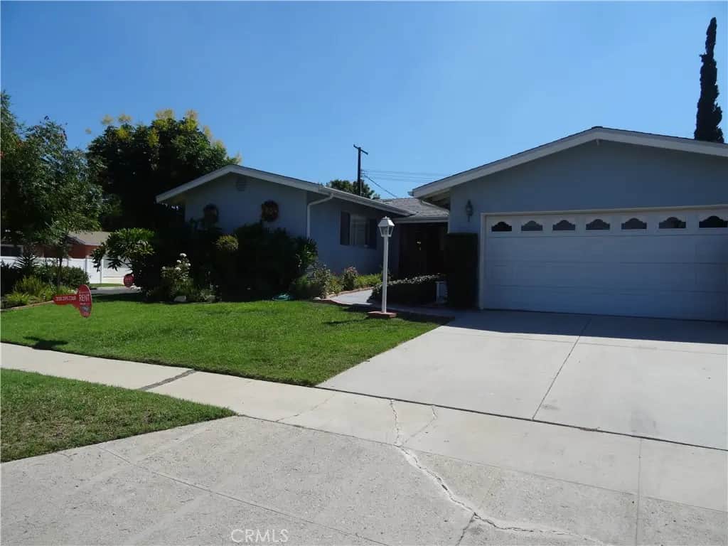 23800 Bessemer Street, Woodland Hills, CA — listing photo 1