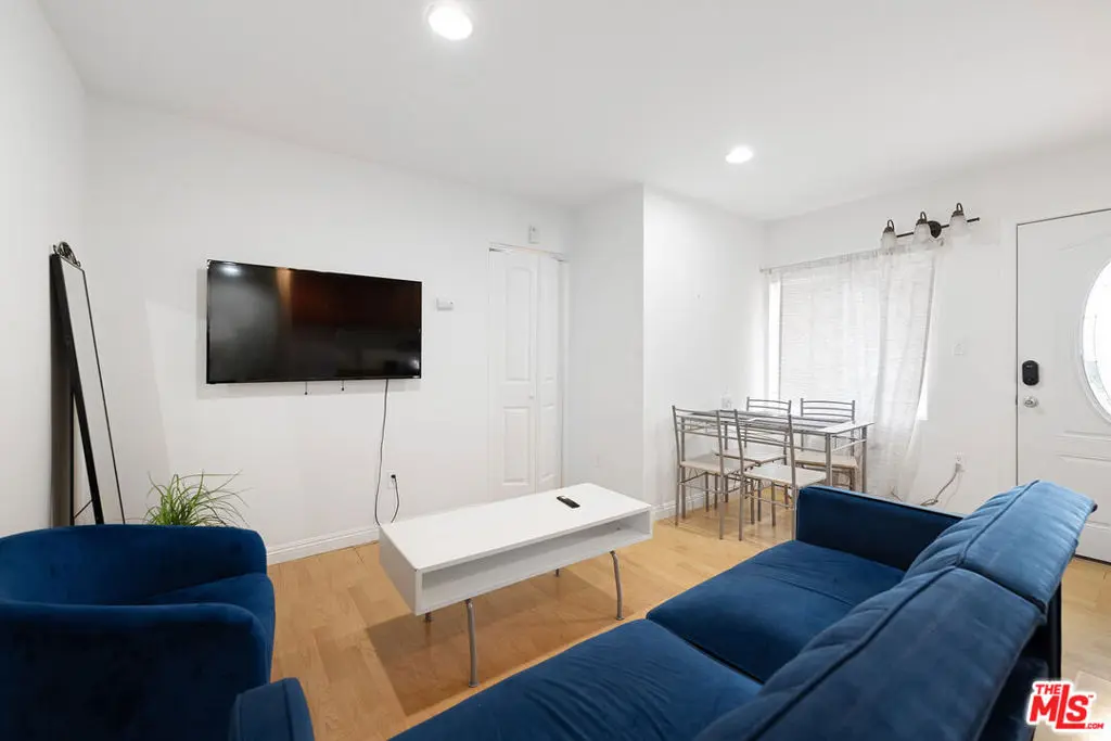 1139 N Genesee Avenue B, West Hollywood, CA — listing photo 1