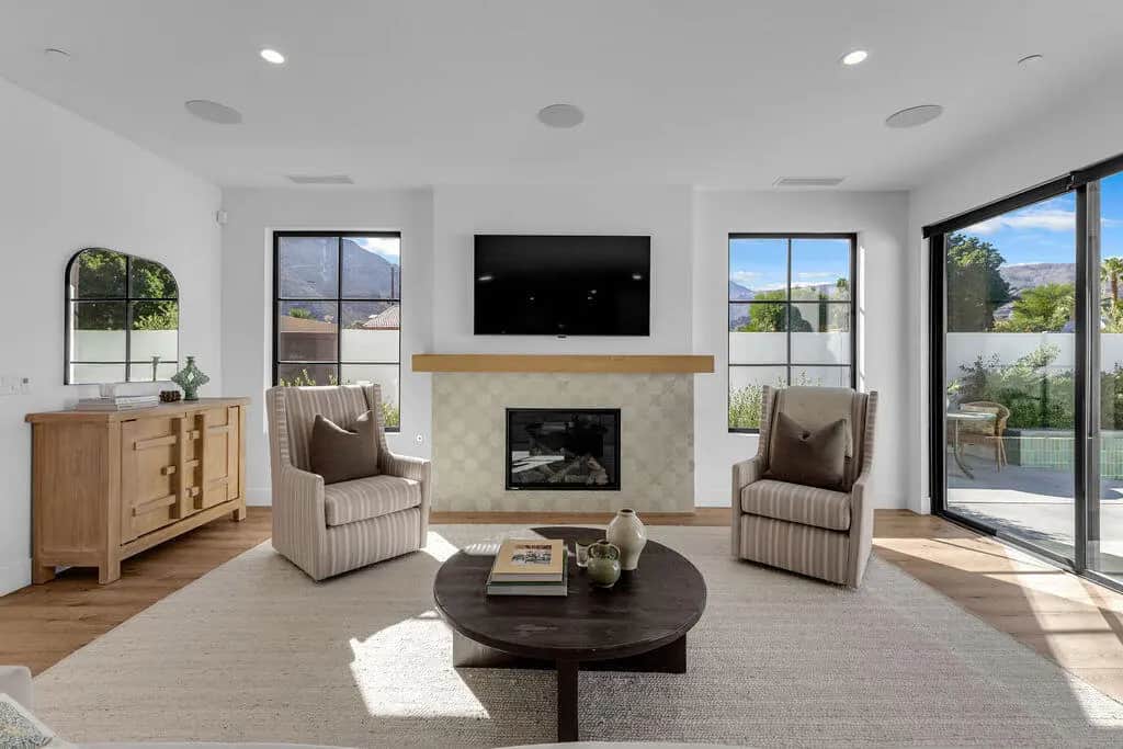 53480 Avenida Mendoza, La Quinta, CA — listing photo 1