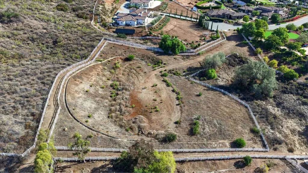 Pine Blossom Rd, El Cajon, CA — listing photo 1