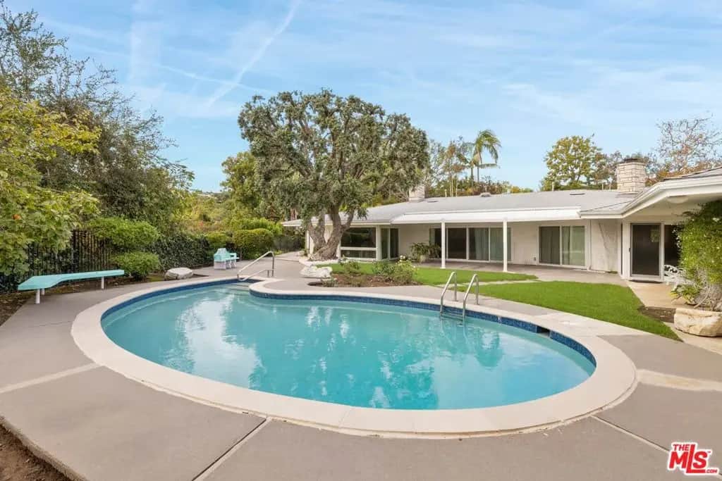 1048 Maybrook Drive, Beverly Hills, CA — listing photo 1