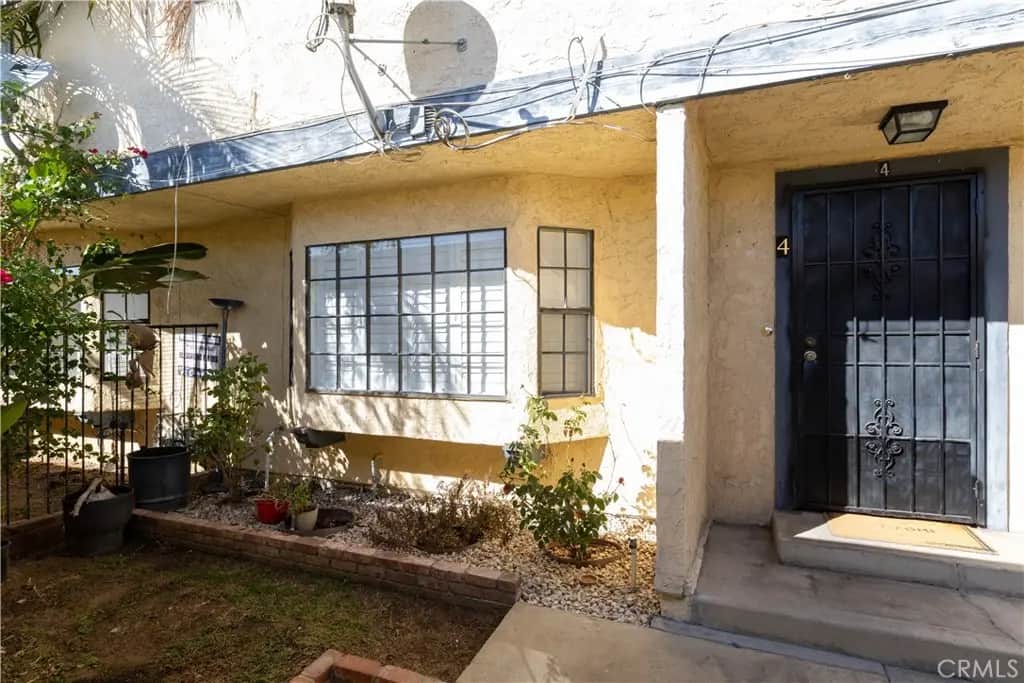 409 W Mountain View Ave 4, La Habra, CA — listing photo 1