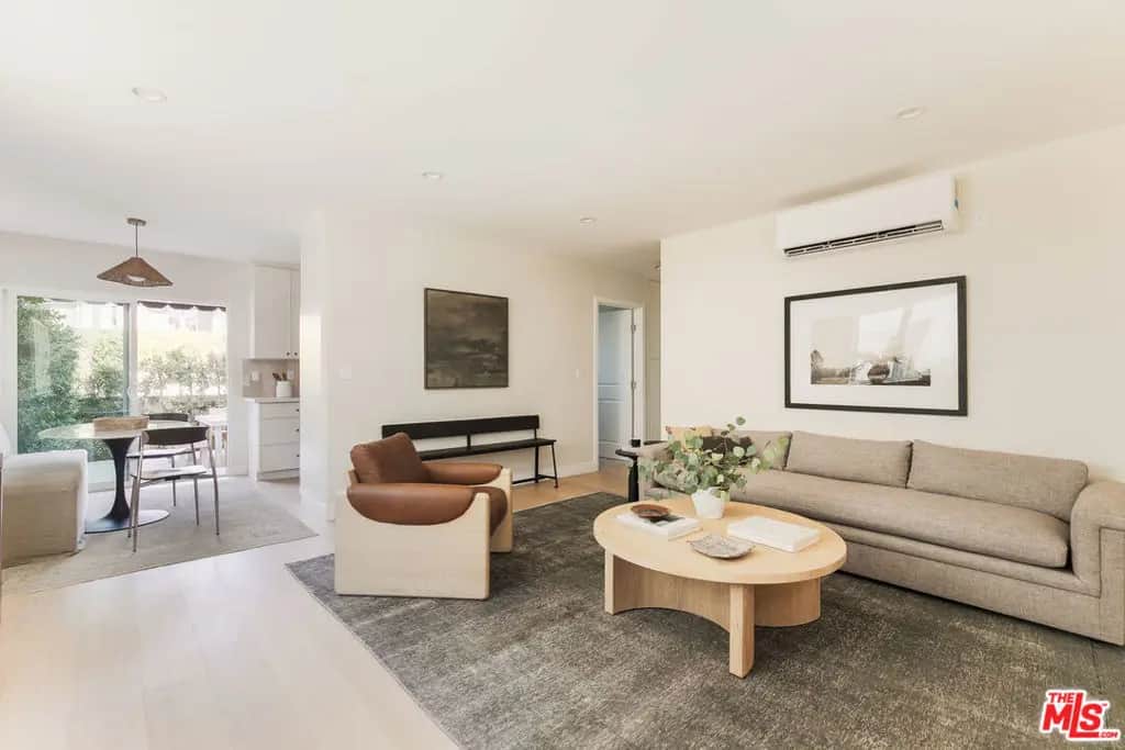 2140 Reservoir Street 1, Los Angeles, CA — listing photo 1