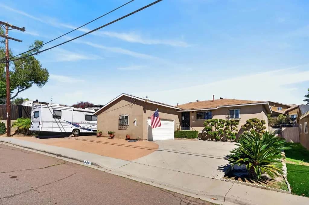 821 Angelo Drive, National City, CA — listing photo 1
