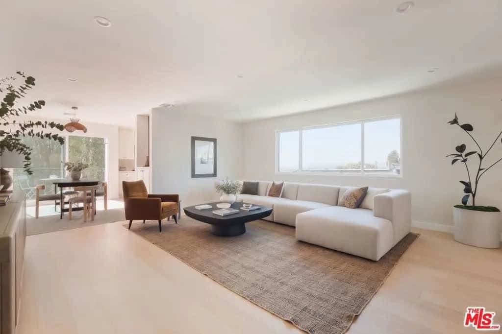 2140 Reservoir Street 7, Los Angeles, CA — listing photo 1