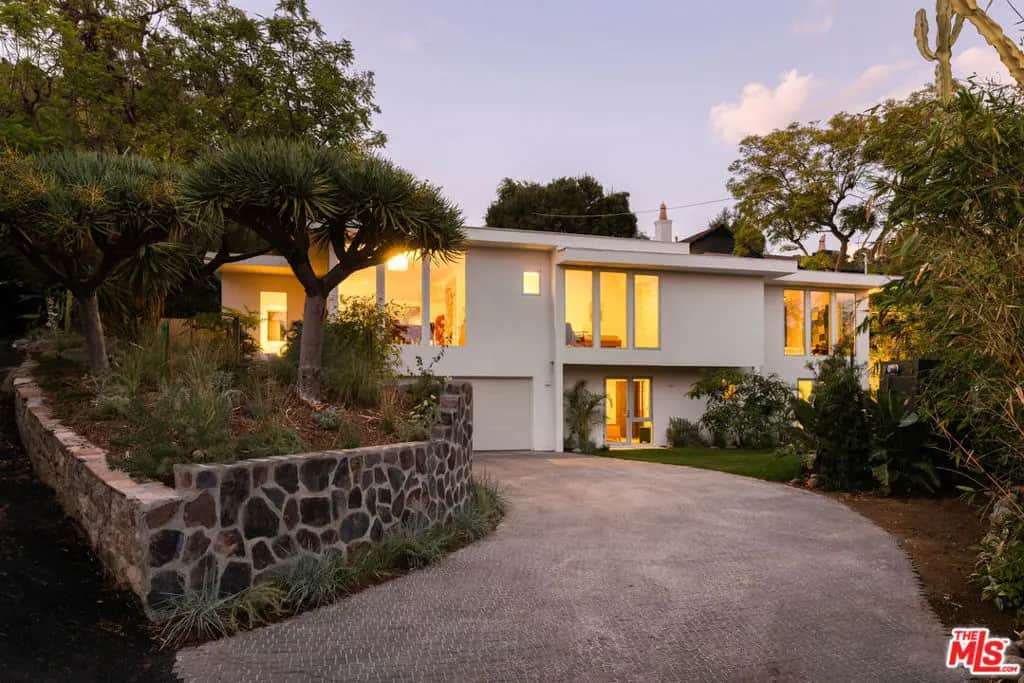 2020 La Brea Terrace, Los Angeles, CA — listing photo 1