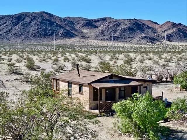 4875 Los Olivos Avenue, 29 Palms, CA — listing photo 1