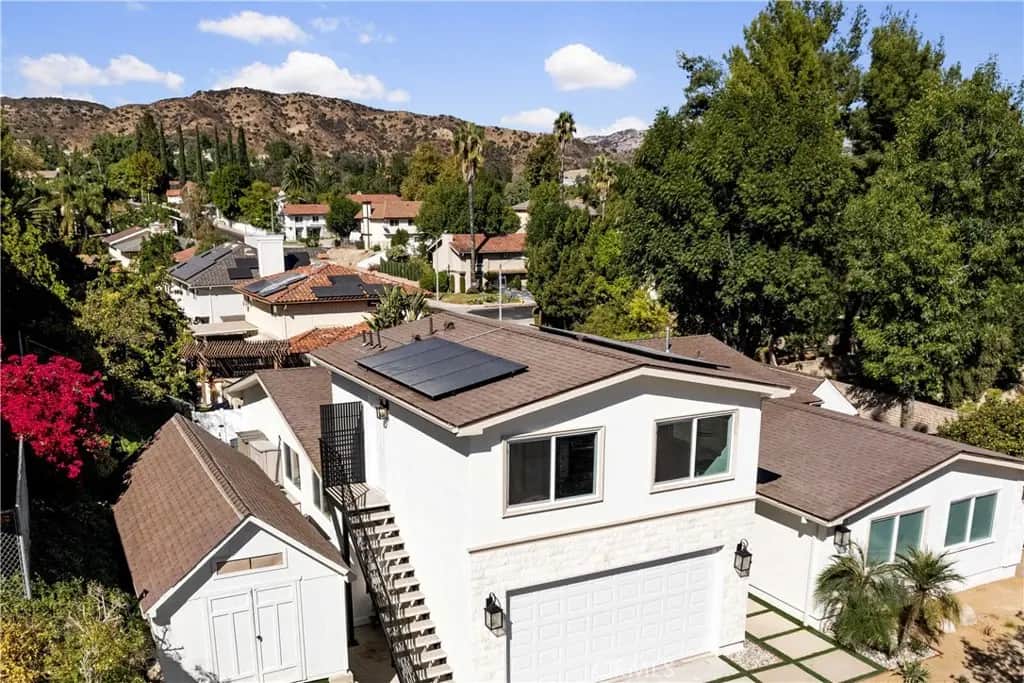 7469 Pomelo, West Hills, CA — listing photo 1