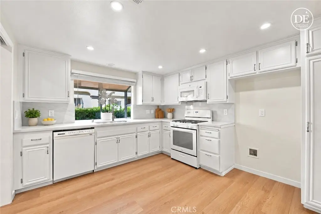 5542 Las Virgenes Road 93, Calabasas, CA — listing photo 1