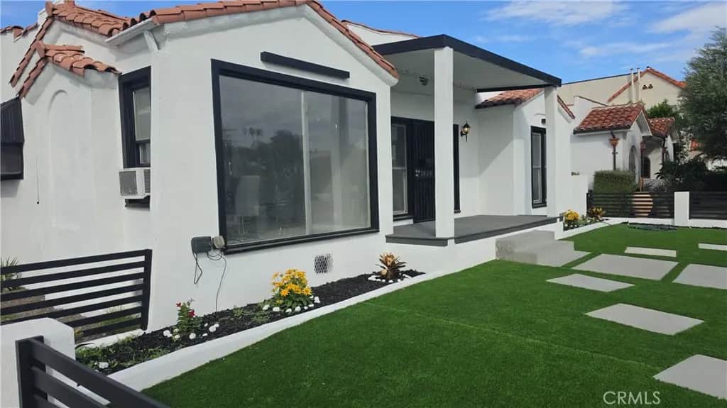 2849 12th, Los Angeles, CA — listing photo 1