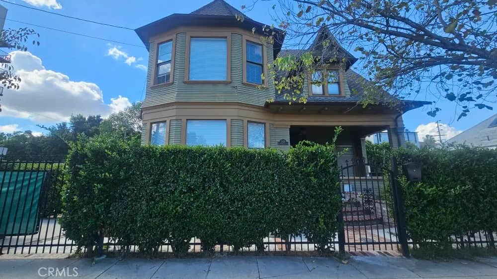 2421 W St. Andrews Pl, Los Angeles, CA — listing photo 1
